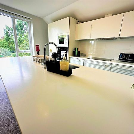 Horizon House, Modern 2-Bedroom Flat 2, Parking, Netflix, Оксфорд Экстерьер фото