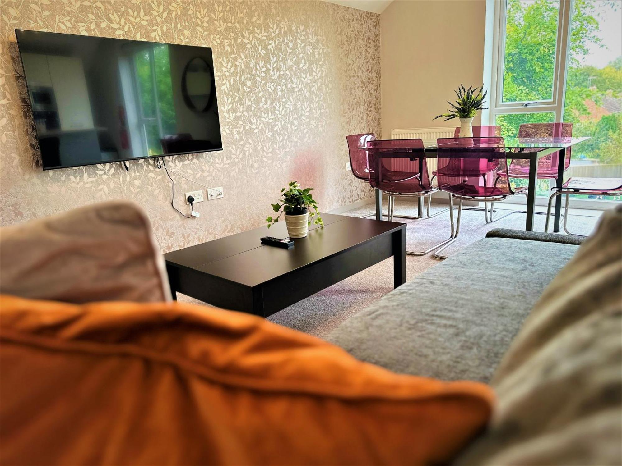 Horizon House, Modern 2-Bedroom Flat 2, Parking, Netflix, Оксфорд Экстерьер фото